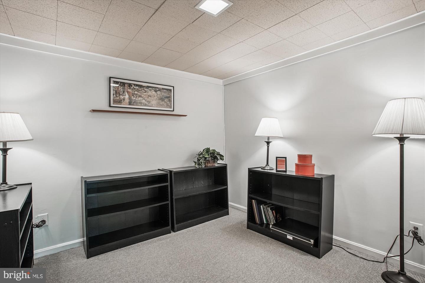3818 N RIDGEVIEW RD, ARLINGTON, Virginia 22207, 4 Bedrooms Bedrooms, 7 Rooms Rooms,3 BathroomsBathrooms,Residential,For sale,3818 N RIDGEVIEW RD,VAAR2061976 MLS # VAAR2061976