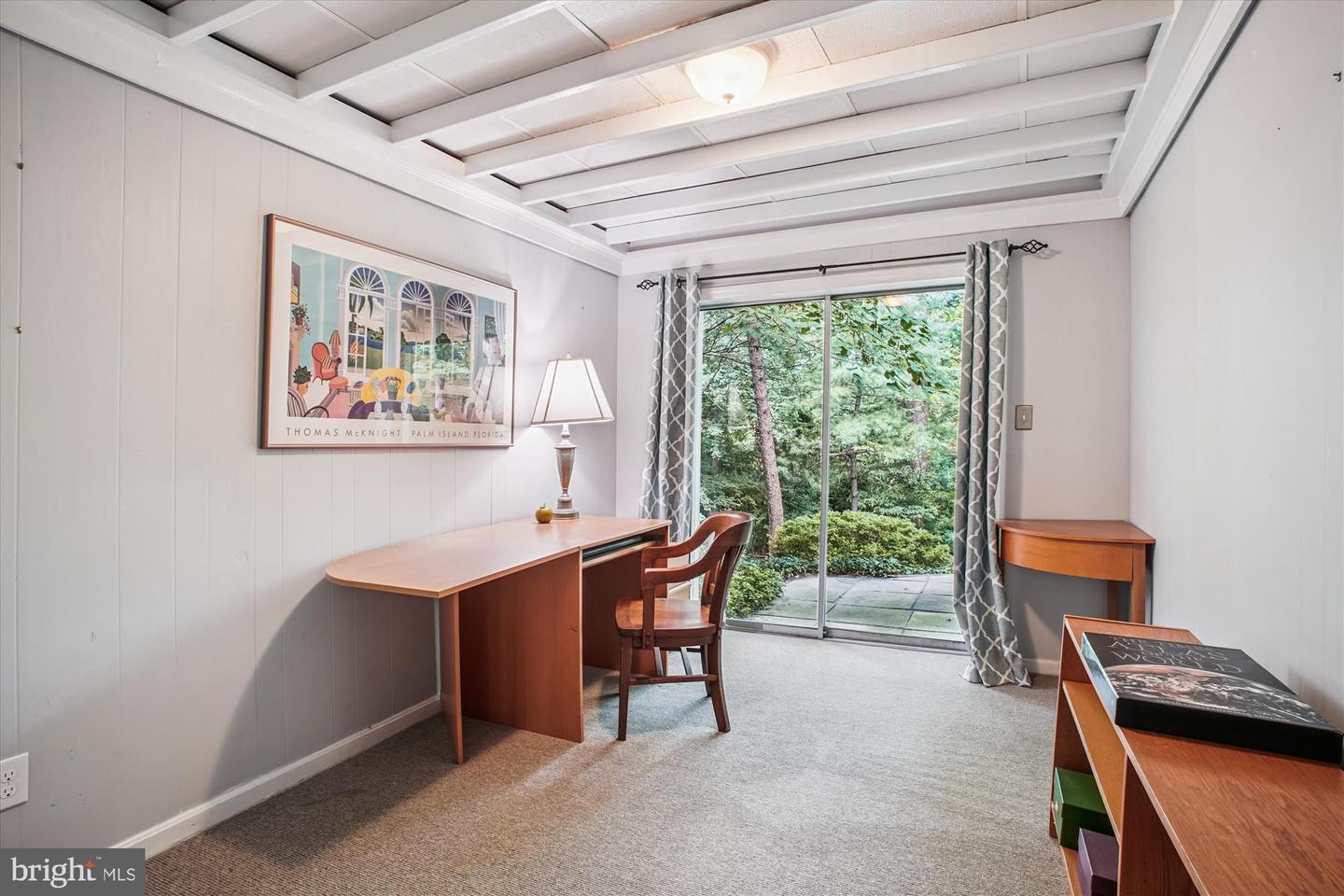 3818 N RIDGEVIEW RD, ARLINGTON, Virginia 22207, 4 Bedrooms Bedrooms, 7 Rooms Rooms,3 BathroomsBathrooms,Residential,For sale,3818 N RIDGEVIEW RD,VAAR2061976 MLS # VAAR2061976