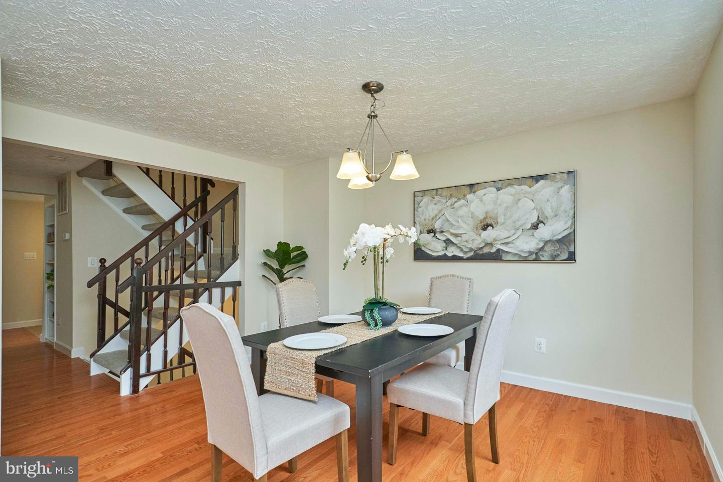 6758 BROOK RUN DR, FALLS CHURCH, Virginia 22043, 3 Bedrooms Bedrooms, ,2 BathroomsBathrooms,Residential,For sale,6758 BROOK RUN DR,VAFX2260092 MLS # VAFX2260092