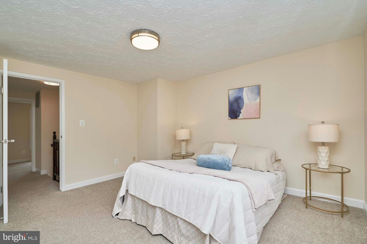 6758 BROOK RUN DR, FALLS CHURCH, Virginia 22043, 3 Bedrooms Bedrooms, ,2 BathroomsBathrooms,Residential,For sale,6758 BROOK RUN DR,VAFX2260092 MLS # VAFX2260092