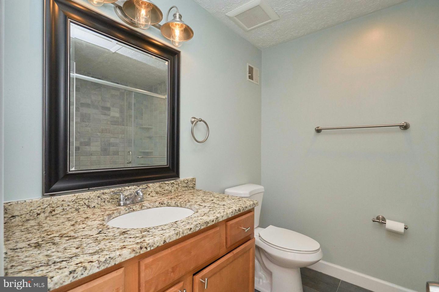 6758 BROOK RUN DR, FALLS CHURCH, Virginia 22043, 3 Bedrooms Bedrooms, ,2 BathroomsBathrooms,Residential,For sale,6758 BROOK RUN DR,VAFX2260092 MLS # VAFX2260092