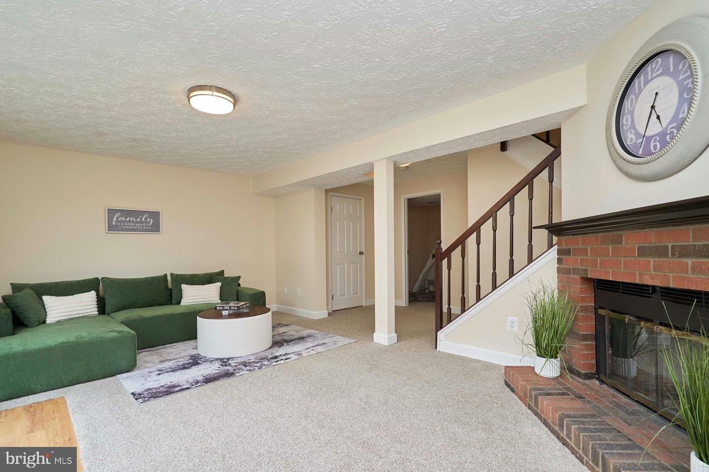 6758 BROOK RUN DR, FALLS CHURCH, Virginia 22043, 3 Bedrooms Bedrooms, ,2 BathroomsBathrooms,Residential,For sale,6758 BROOK RUN DR,VAFX2260092 MLS # VAFX2260092