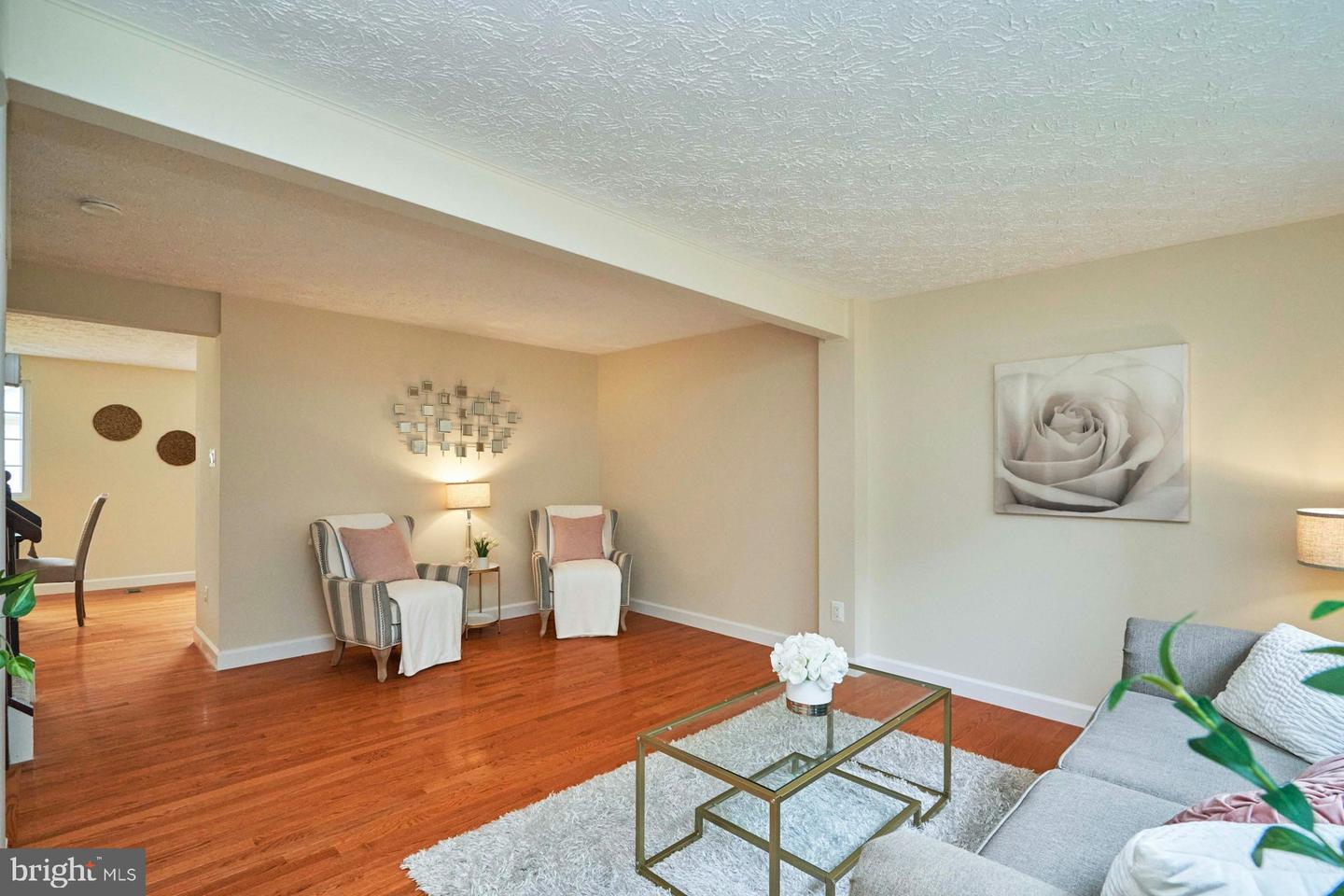 6758 BROOK RUN DR, FALLS CHURCH, Virginia 22043, 3 Bedrooms Bedrooms, ,2 BathroomsBathrooms,Residential,For sale,6758 BROOK RUN DR,VAFX2260092 MLS # VAFX2260092