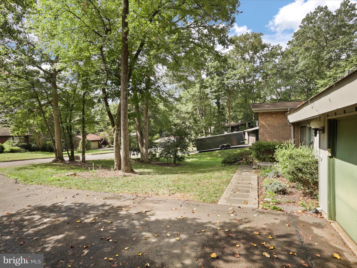 4106 YERKES PL, ANNANDALE, Virginia 22003, 4 Bedrooms Bedrooms, ,3 BathroomsBathrooms,Residential,For sale,4106 YERKES PL,VAFX2260162 MLS # VAFX2260162