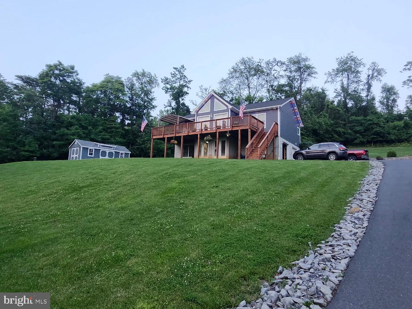 344 KING DAVID DR, LINDEN, Virginia 22642, 3 Bedrooms Bedrooms, 8 Rooms Rooms,3 BathroomsBathrooms,Residential,For sale,344 KING DAVID DR,VAWR2011932 MLS # VAWR2011932