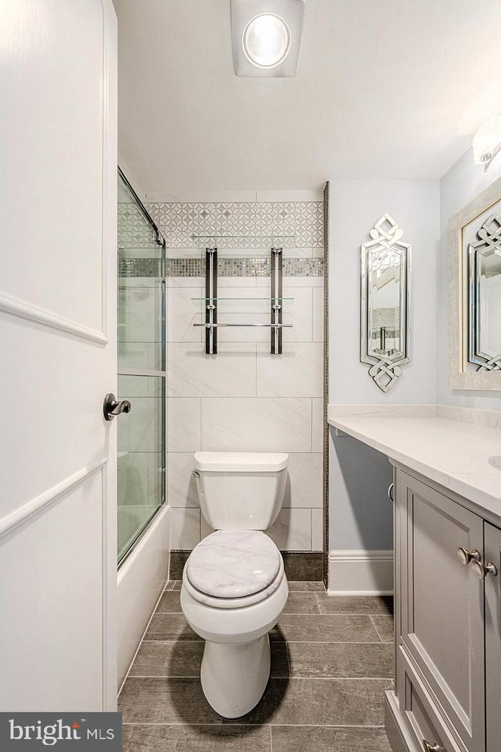 250 S REYNOLDS ST #1007, ALEXANDRIA, Virginia 22304, 1 Bedroom Bedrooms, ,1 BathroomBathrooms,Residential,For sale,250 S REYNOLDS ST #1007,VAAX2048408 MLS # VAAX2048408