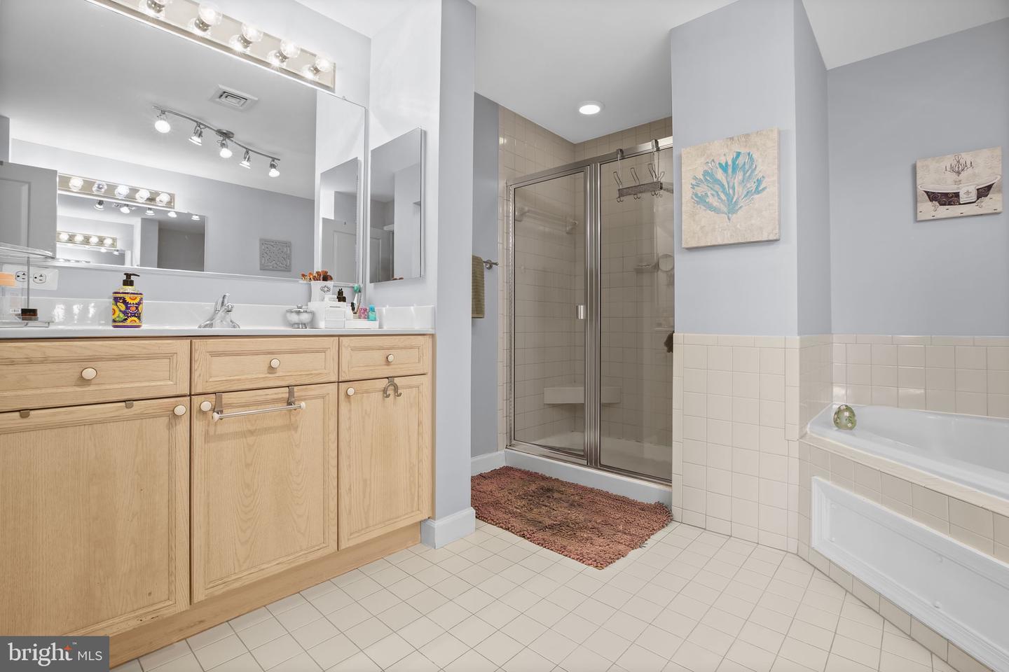 485 HARBOR SIDE ST #806, WOODBRIDGE, Virginia 22191, 2 Bedrooms Bedrooms, ,2 BathroomsBathrooms,Residential,For sale,485 HARBOR SIDE ST #806,VAPW2101196 MLS # VAPW2101196