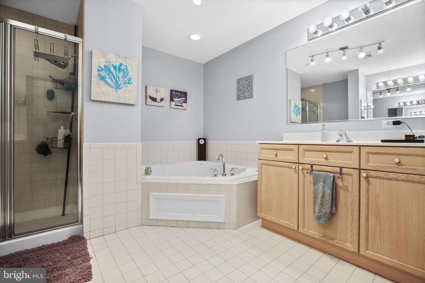 485 HARBOR SIDE ST #806, WOODBRIDGE, Virginia 22191, 2 Bedrooms Bedrooms, ,2 BathroomsBathrooms,Residential,For sale,485 HARBOR SIDE ST #806,VAPW2101196 MLS # VAPW2101196