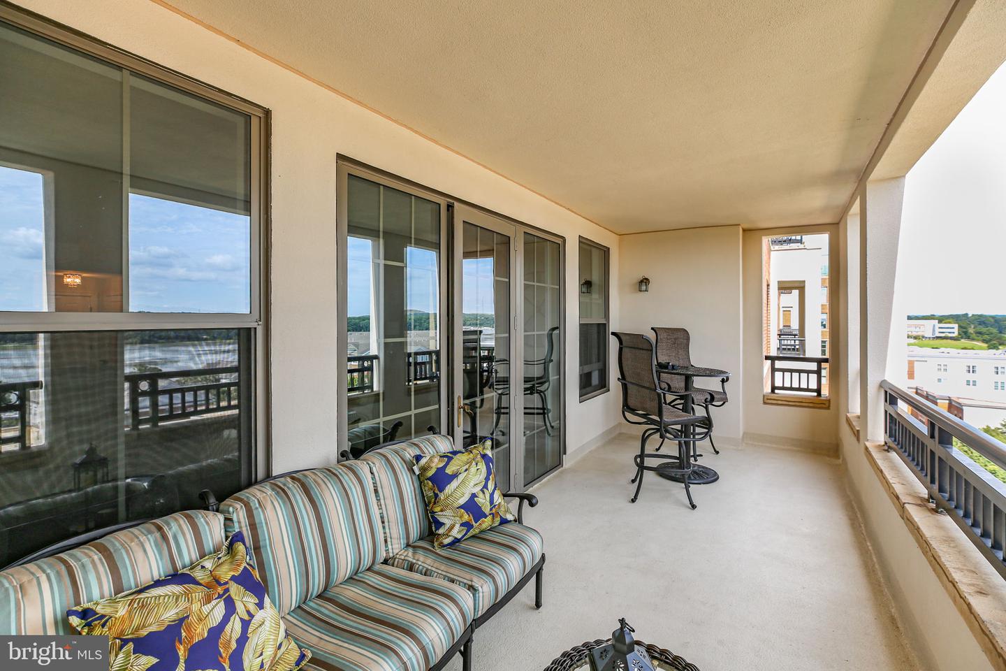 485 HARBOR SIDE ST #806, WOODBRIDGE, Virginia 22191, 2 Bedrooms Bedrooms, ,2 BathroomsBathrooms,Residential,For sale,485 HARBOR SIDE ST #806,VAPW2101196 MLS # VAPW2101196