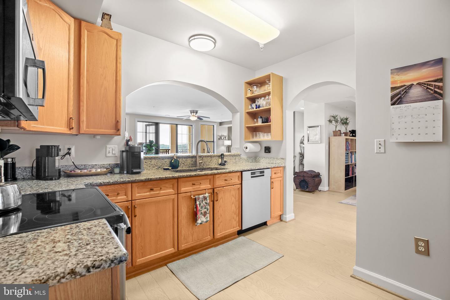 485 HARBOR SIDE ST #806, WOODBRIDGE, Virginia 22191, 2 Bedrooms Bedrooms, ,2 BathroomsBathrooms,Residential,For sale,485 HARBOR SIDE ST #806,VAPW2101196 MLS # VAPW2101196