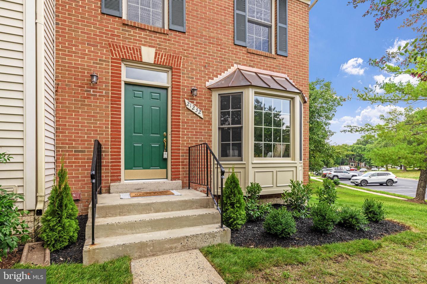 21232 HEDGEROW TER, ASHBURN, Virginia 20147, 3 Bedrooms Bedrooms, ,3 BathroomsBathrooms,Residential,For sale,21232 HEDGEROW TER,VALO2104364 MLS # VALO2104364