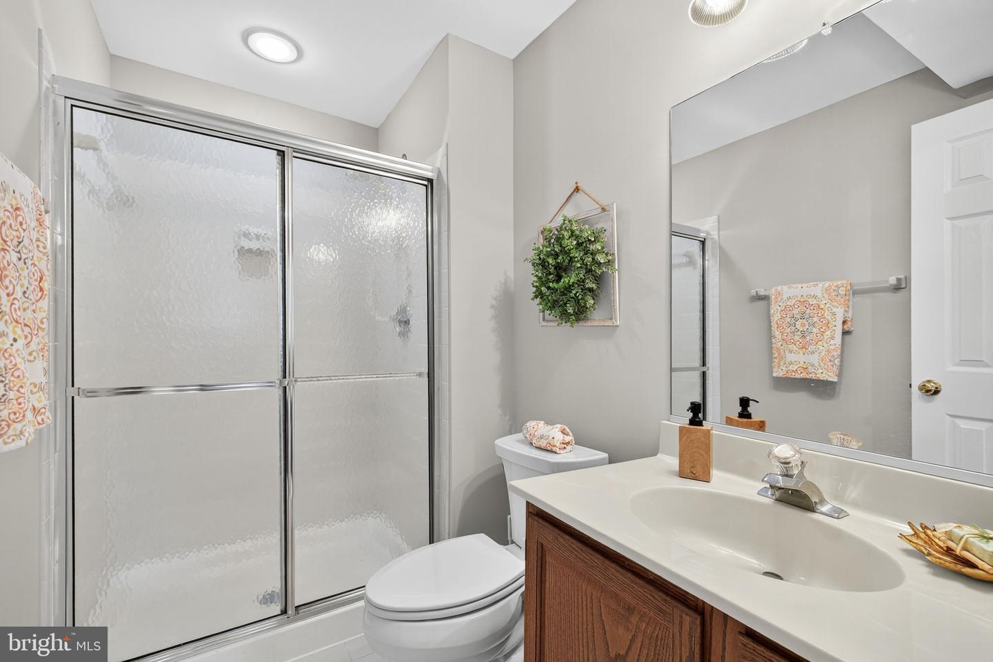 21232 HEDGEROW TER, ASHBURN, Virginia 20147, 3 Bedrooms Bedrooms, ,3 BathroomsBathrooms,Residential,For sale,21232 HEDGEROW TER,VALO2104364 MLS # VALO2104364