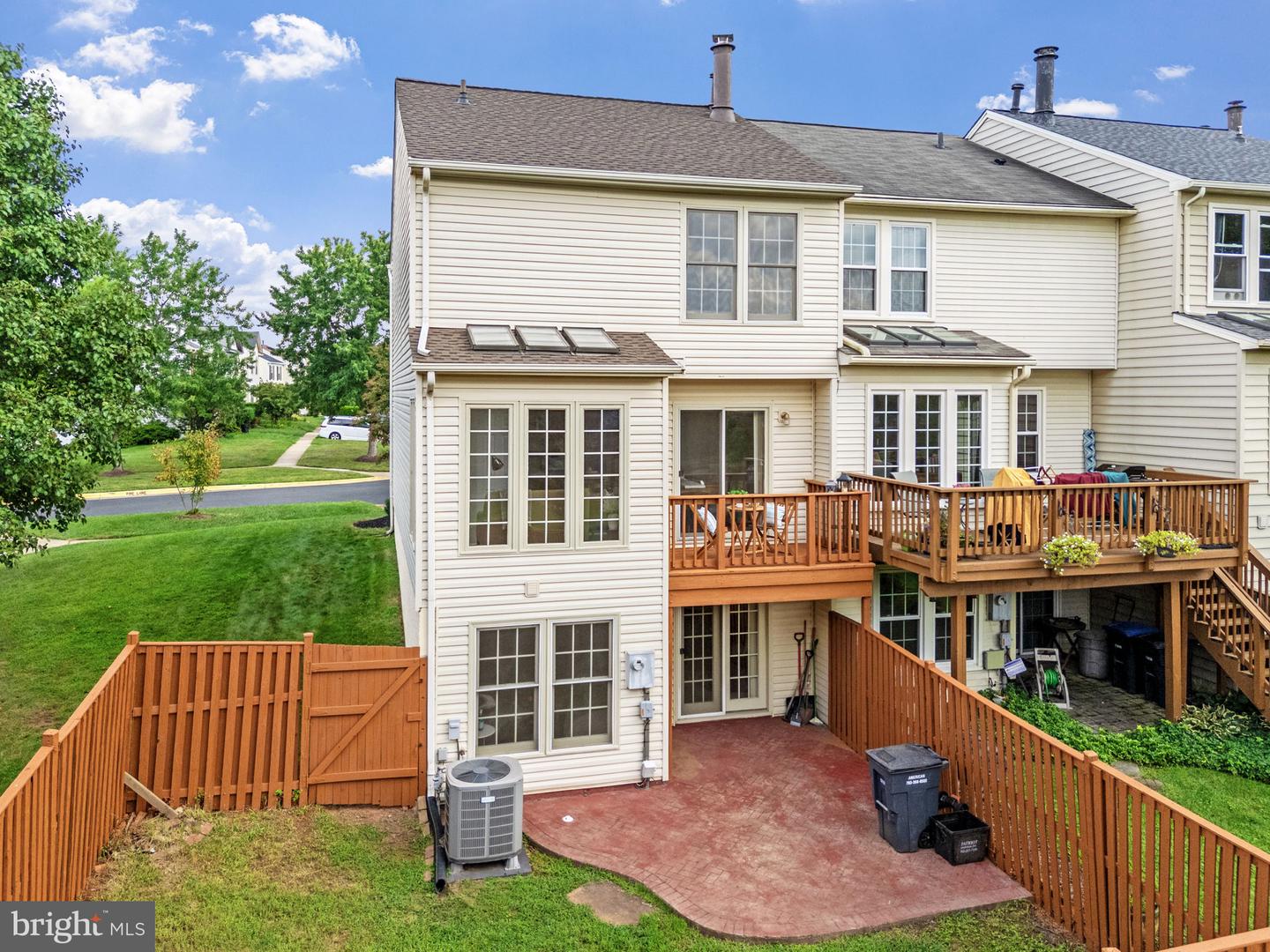 21232 HEDGEROW TER, ASHBURN, Virginia 20147, 3 Bedrooms Bedrooms, ,3 BathroomsBathrooms,Residential,For sale,21232 HEDGEROW TER,VALO2104364 MLS # VALO2104364