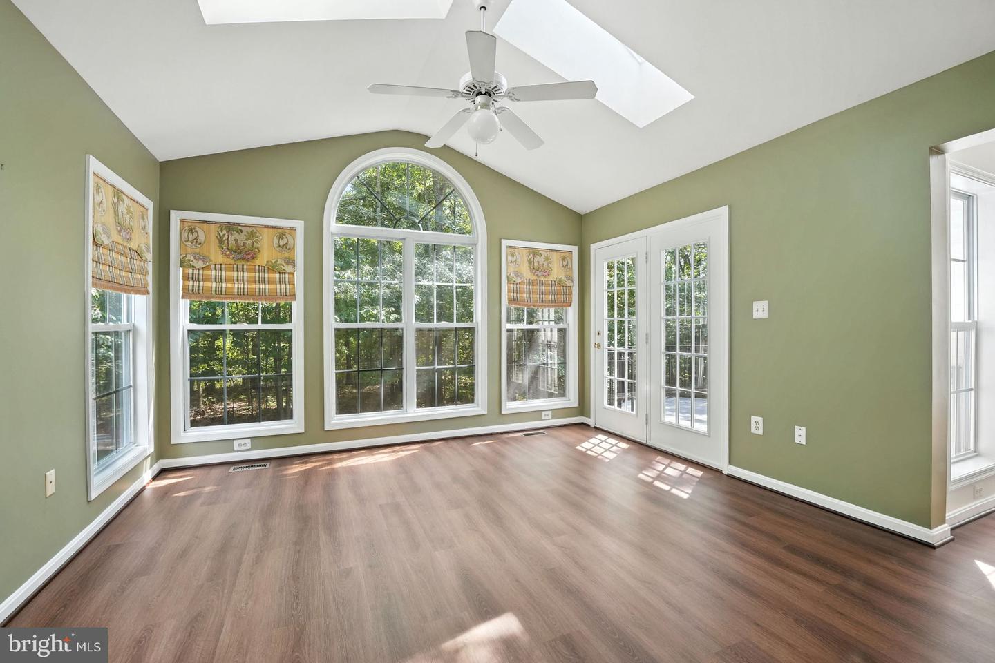 8439 HOLSTEIN PONY CT, GAINESVILLE, Virginia 20155, 4 Bedrooms Bedrooms, ,2 BathroomsBathrooms,Residential,For sale,8439 HOLSTEIN PONY CT,VAPW2101306 MLS # VAPW2101306