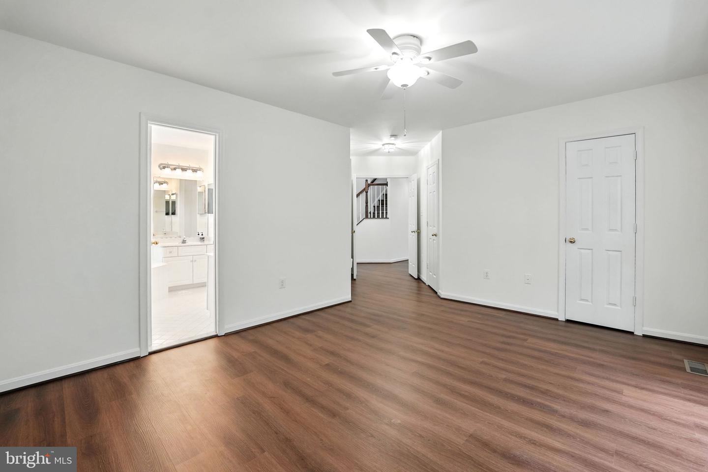 8439 HOLSTEIN PONY CT, GAINESVILLE, Virginia 20155, 4 Bedrooms Bedrooms, ,2 BathroomsBathrooms,Residential,For sale,8439 HOLSTEIN PONY CT,VAPW2101306 MLS # VAPW2101306