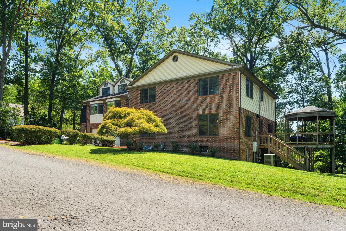 3436 HOLLY RD, ANNANDALE, Virginia 22003, 7 Bedrooms Bedrooms, ,5 BathroomsBathrooms,Residential,For sale,3436 HOLLY RD,VAFX2260732 MLS # VAFX2260732