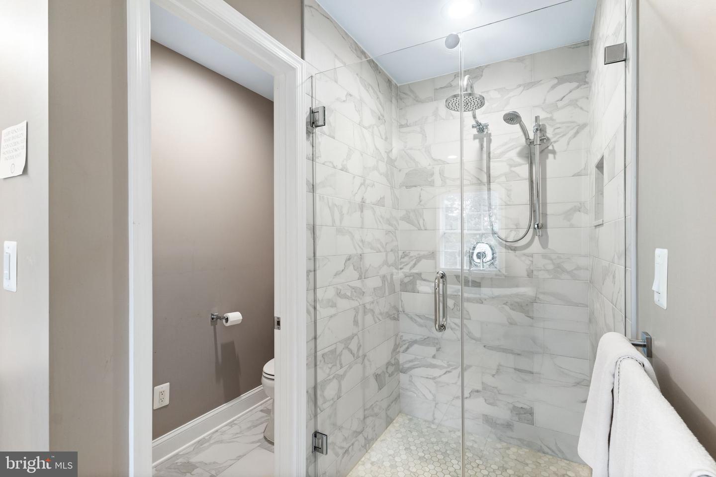 3436 HOLLY RD, ANNANDALE, Virginia 22003, 7 Bedrooms Bedrooms, ,5 BathroomsBathrooms,Residential,For sale,3436 HOLLY RD,VAFX2260732 MLS # VAFX2260732