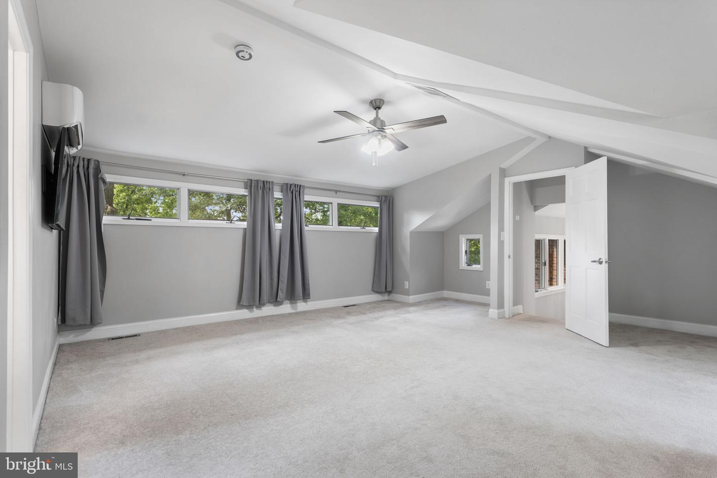 3436 HOLLY RD, ANNANDALE, Virginia 22003, 7 Bedrooms Bedrooms, ,5 BathroomsBathrooms,Residential,For sale,3436 HOLLY RD,VAFX2260732 MLS # VAFX2260732