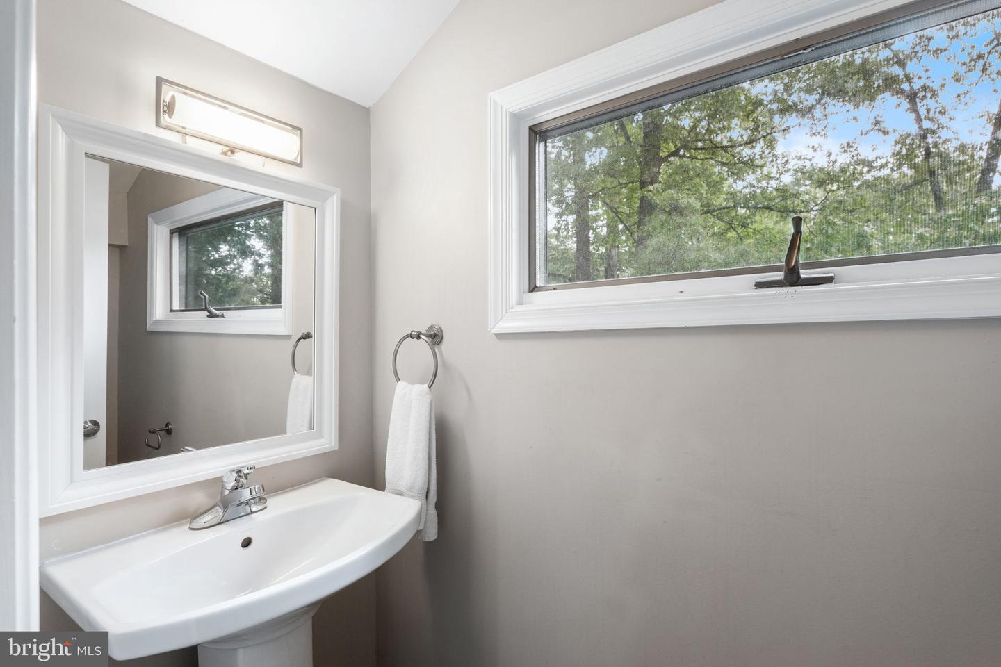 3436 HOLLY RD, ANNANDALE, Virginia 22003, 7 Bedrooms Bedrooms, ,5 BathroomsBathrooms,Residential,For sale,3436 HOLLY RD,VAFX2260732 MLS # VAFX2260732
