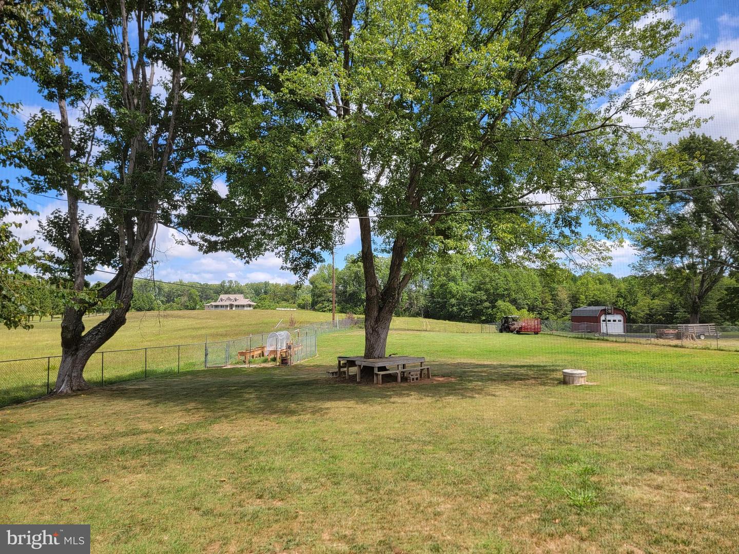 2534 POPLAR RD, FREDERICKSBURG, Virginia 22406, 3 Bedrooms Bedrooms, ,2 BathroomsBathrooms,Residential,For sale,2534 POPLAR RD,VAST2041750 MLS # VAST2041750