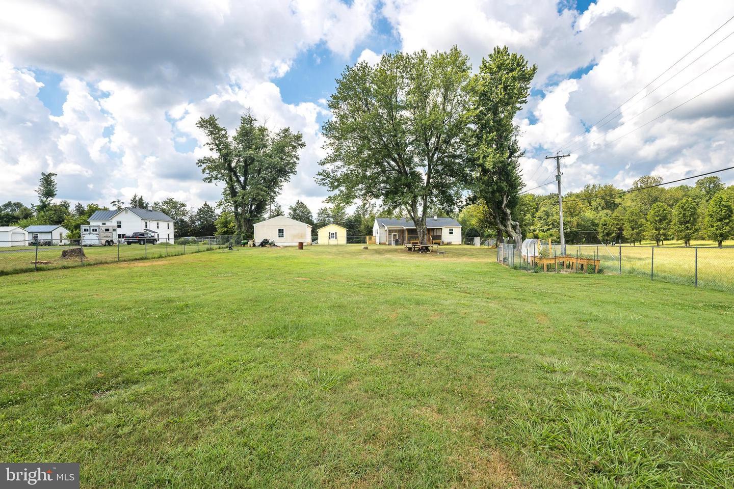 2534 POPLAR RD, FREDERICKSBURG, Virginia 22406, 3 Bedrooms Bedrooms, ,2 BathroomsBathrooms,Residential,For sale,2534 POPLAR RD,VAST2041750 MLS # VAST2041750