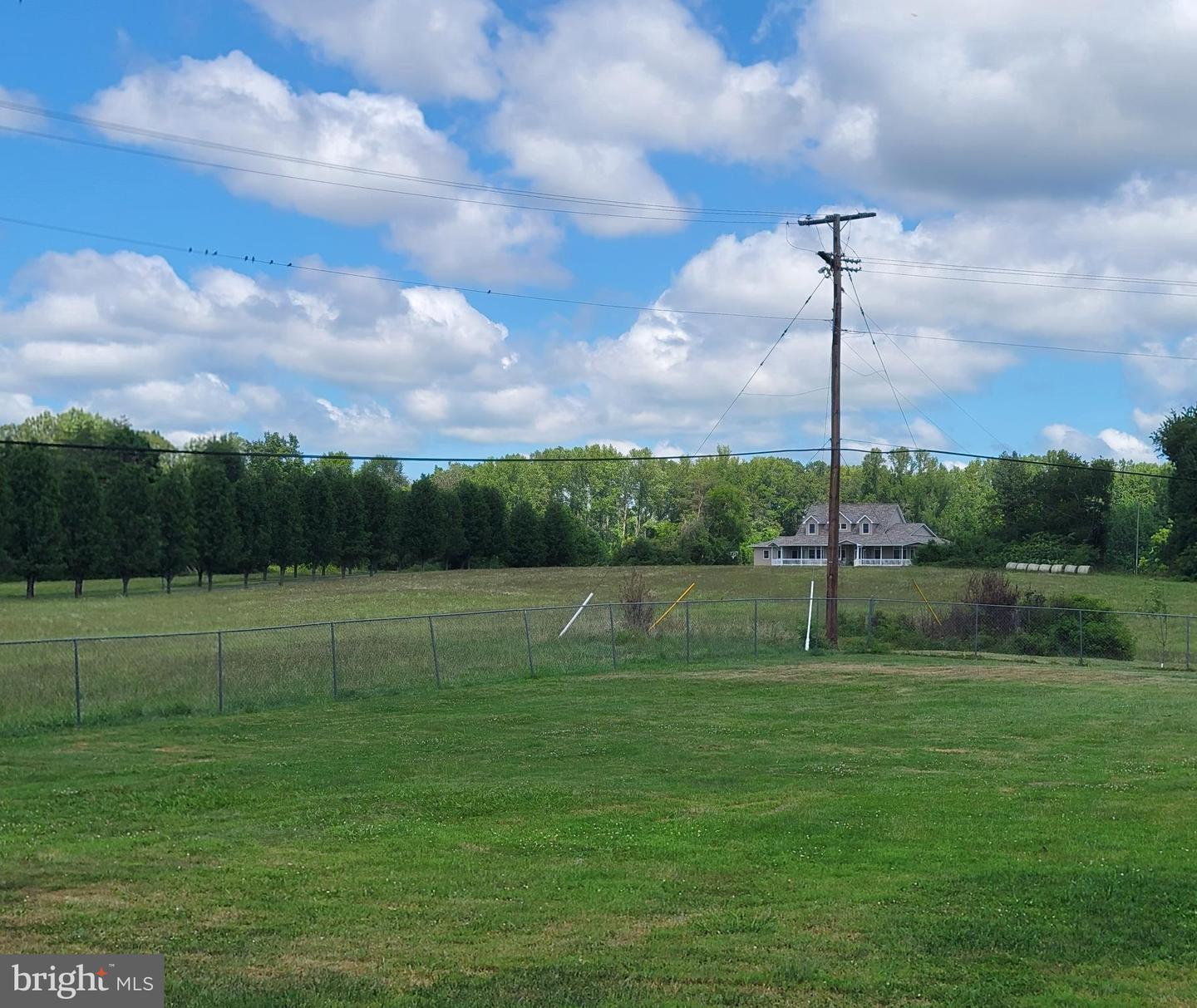 2534 POPLAR RD, FREDERICKSBURG, Virginia 22406, 3 Bedrooms Bedrooms, ,2 BathroomsBathrooms,Residential,For sale,2534 POPLAR RD,VAST2041750 MLS # VAST2041750