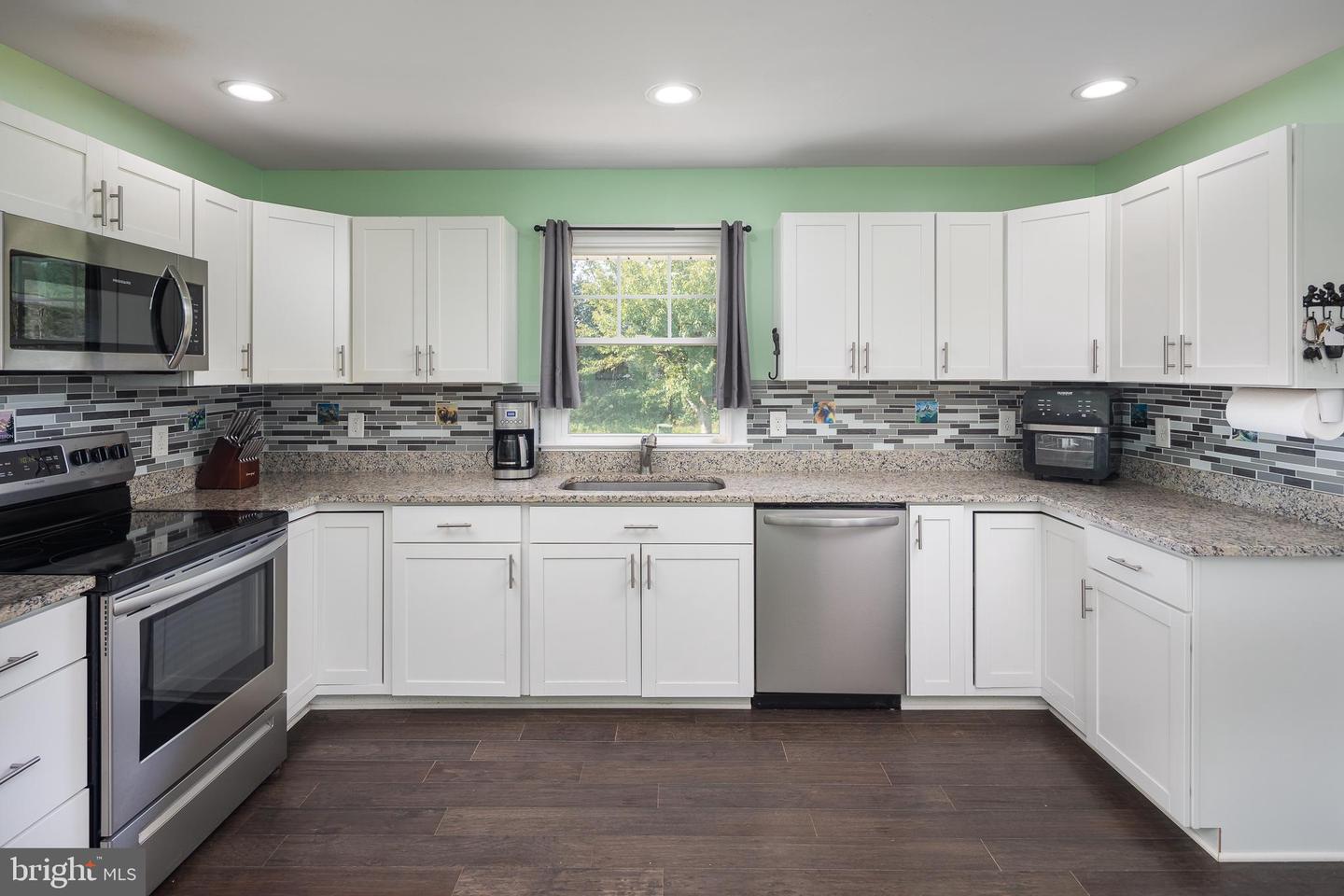 2534 POPLAR RD, FREDERICKSBURG, Virginia 22406, 3 Bedrooms Bedrooms, ,2 BathroomsBathrooms,Residential,For sale,2534 POPLAR RD,VAST2041750 MLS # VAST2041750