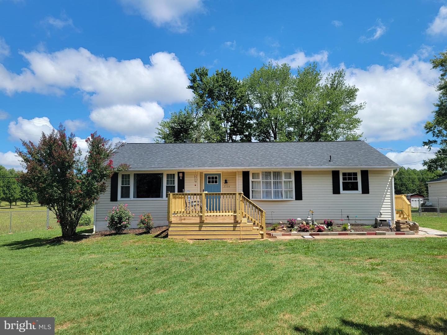 2534 POPLAR RD, FREDERICKSBURG, Virginia 22406, 3 Bedrooms Bedrooms, ,2 BathroomsBathrooms,Residential,For sale,2534 POPLAR RD,VAST2041750 MLS # VAST2041750