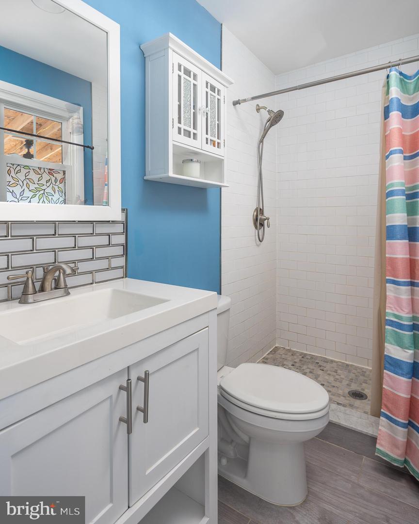 2534 POPLAR RD, FREDERICKSBURG, Virginia 22406, 3 Bedrooms Bedrooms, ,2 BathroomsBathrooms,Residential,For sale,2534 POPLAR RD,VAST2041750 MLS # VAST2041750