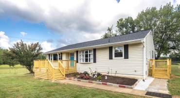2534 POPLAR RD, FREDERICKSBURG, Virginia 22406, 3 Bedrooms Bedrooms, ,2 BathroomsBathrooms,Residential,For sale,2534 POPLAR RD,VAST2041750 MLS # VAST2041750