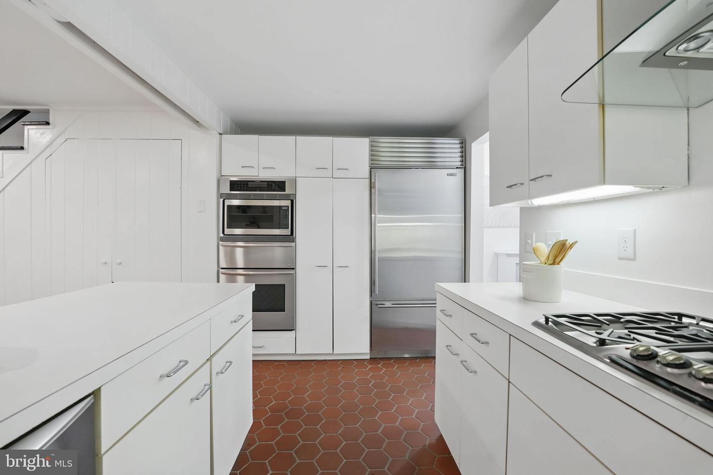 219 N PITT ST, ALEXANDRIA, Virginia 22314, 3 Bedrooms Bedrooms, ,2 BathroomsBathrooms,Residential,For sale,219 N PITT ST,VAAX2048522 MLS # VAAX2048522