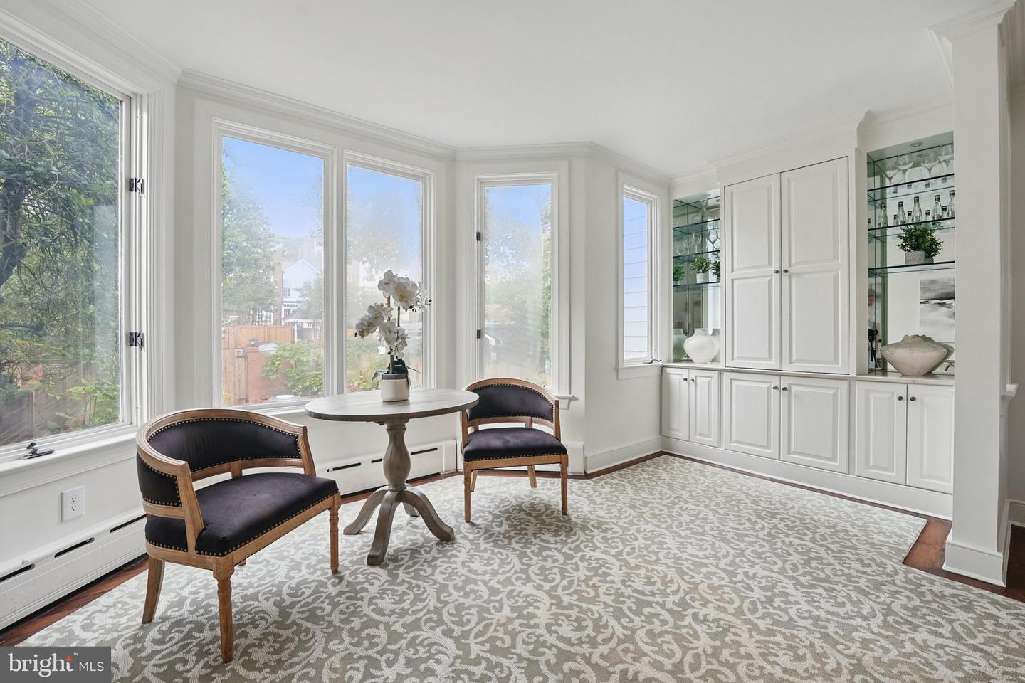 219 N PITT ST, ALEXANDRIA, Virginia 22314, 3 Bedrooms Bedrooms, ,2 BathroomsBathrooms,Residential,For sale,219 N PITT ST,VAAX2048522 MLS # VAAX2048522