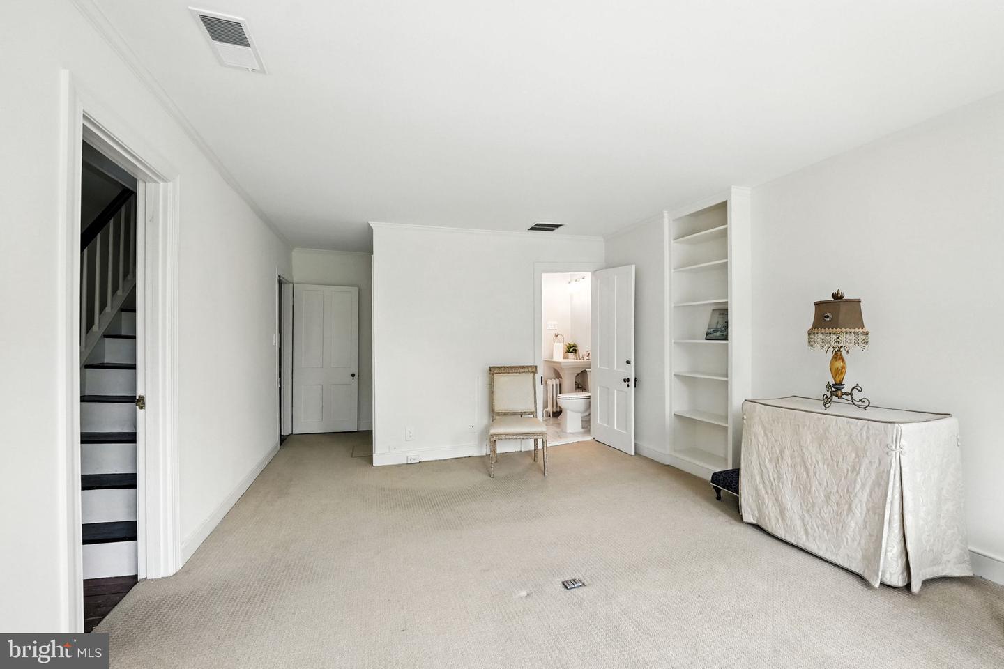 219 N PITT ST, ALEXANDRIA, Virginia 22314, 3 Bedrooms Bedrooms, ,2 BathroomsBathrooms,Residential,For sale,219 N PITT ST,VAAX2048522 MLS # VAAX2048522