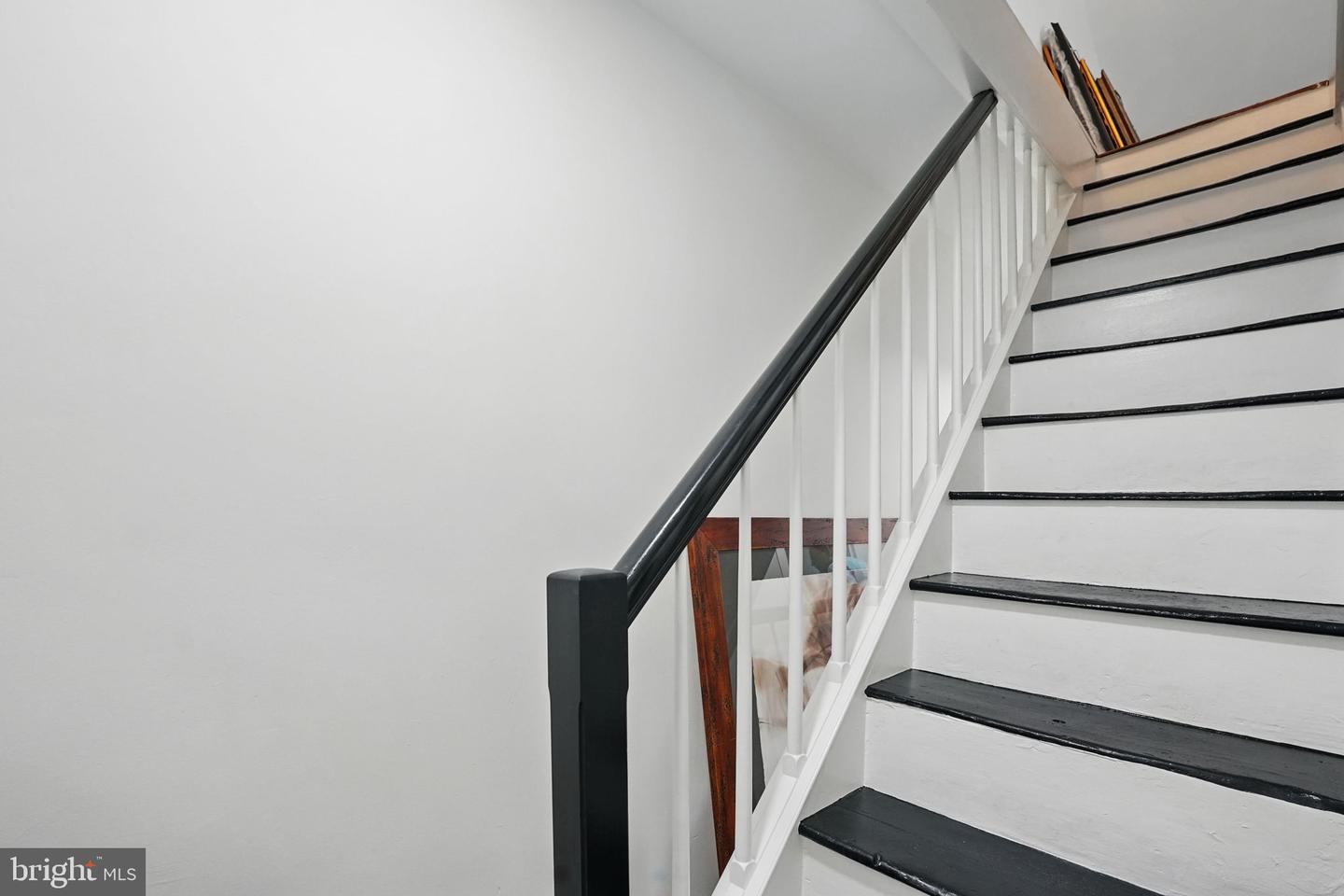 219 N PITT ST, ALEXANDRIA, Virginia 22314, 3 Bedrooms Bedrooms, ,2 BathroomsBathrooms,Residential,For sale,219 N PITT ST,VAAX2048522 MLS # VAAX2048522