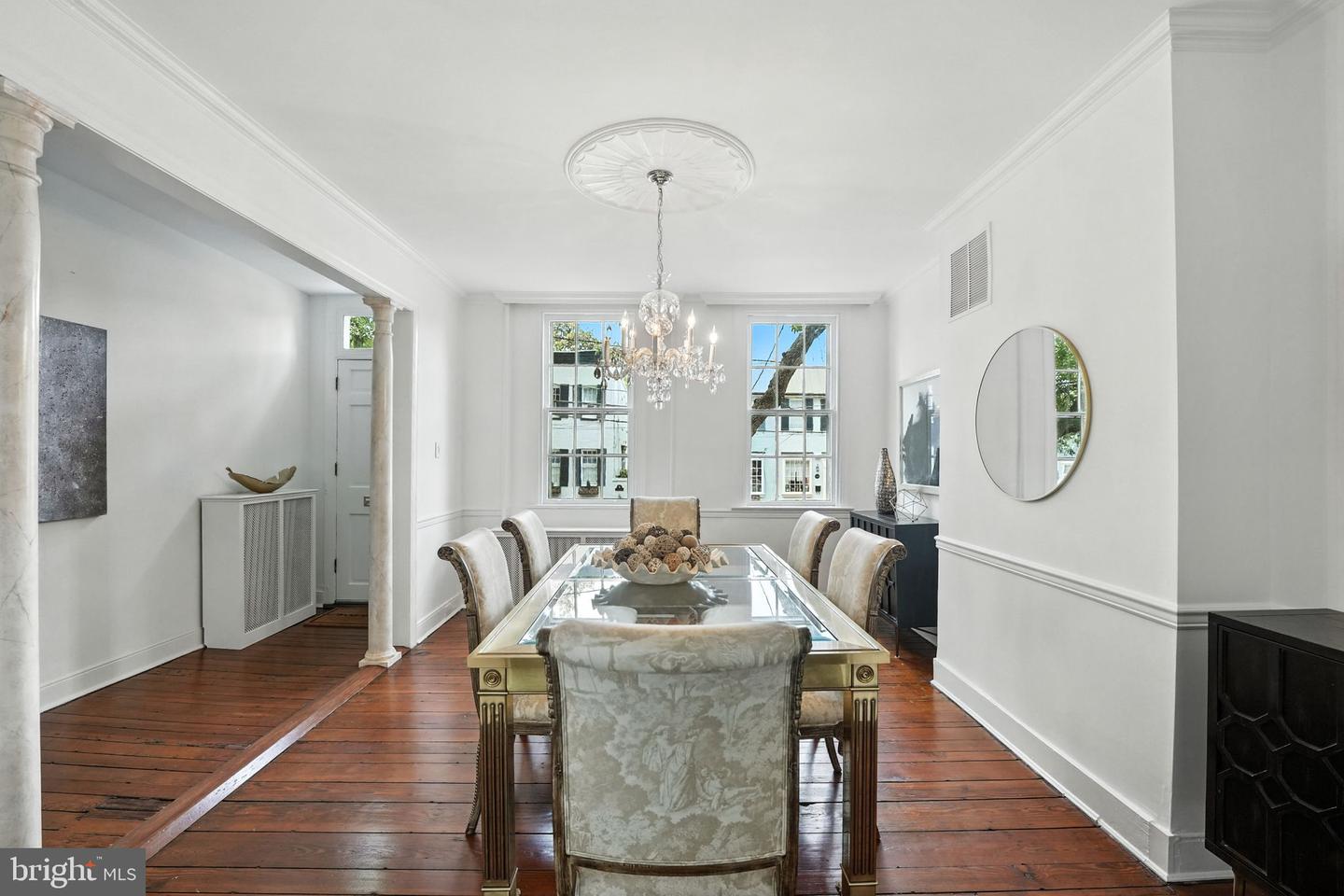 219 N PITT ST, ALEXANDRIA, Virginia 22314, 3 Bedrooms Bedrooms, ,2 BathroomsBathrooms,Residential,For sale,219 N PITT ST,VAAX2048522 MLS # VAAX2048522
