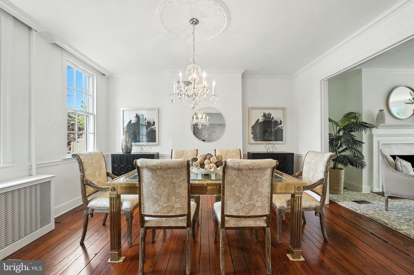 219 N PITT ST, ALEXANDRIA, Virginia 22314, 3 Bedrooms Bedrooms, ,2 BathroomsBathrooms,Residential,For sale,219 N PITT ST,VAAX2048522 MLS # VAAX2048522