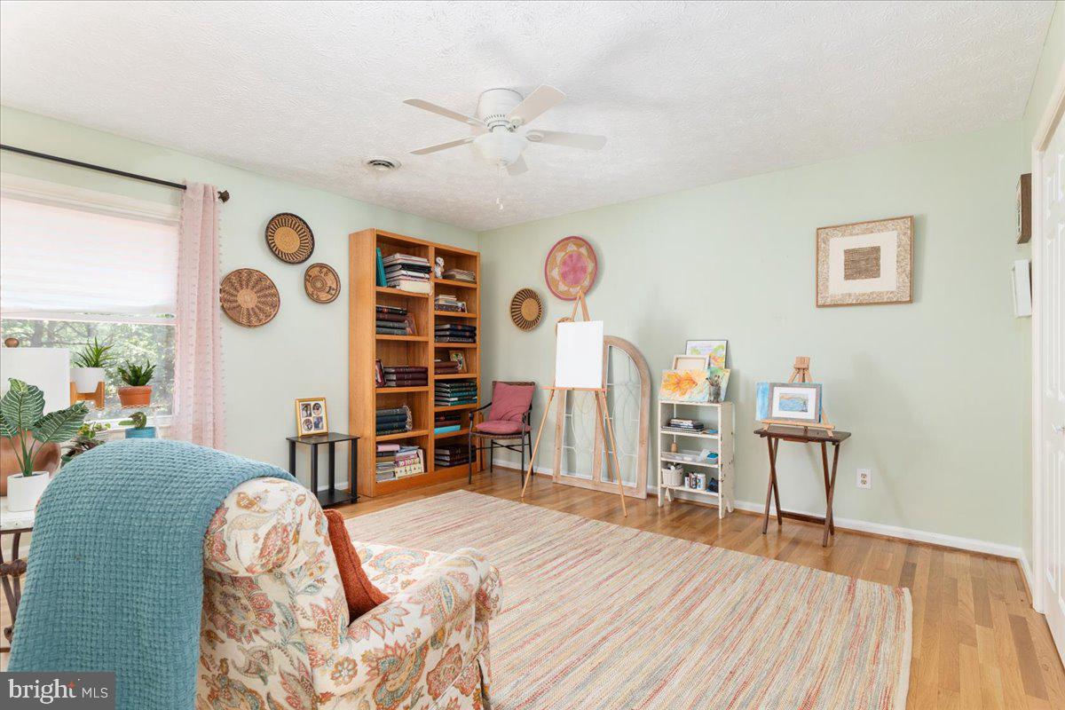 123 JULEE DR, WINCHESTER, Virginia 22602, 3 Bedrooms Bedrooms, ,3 BathroomsBathrooms,Residential,For sale,123 JULEE DR,VAFV2036054 MLS # VAFV2036054