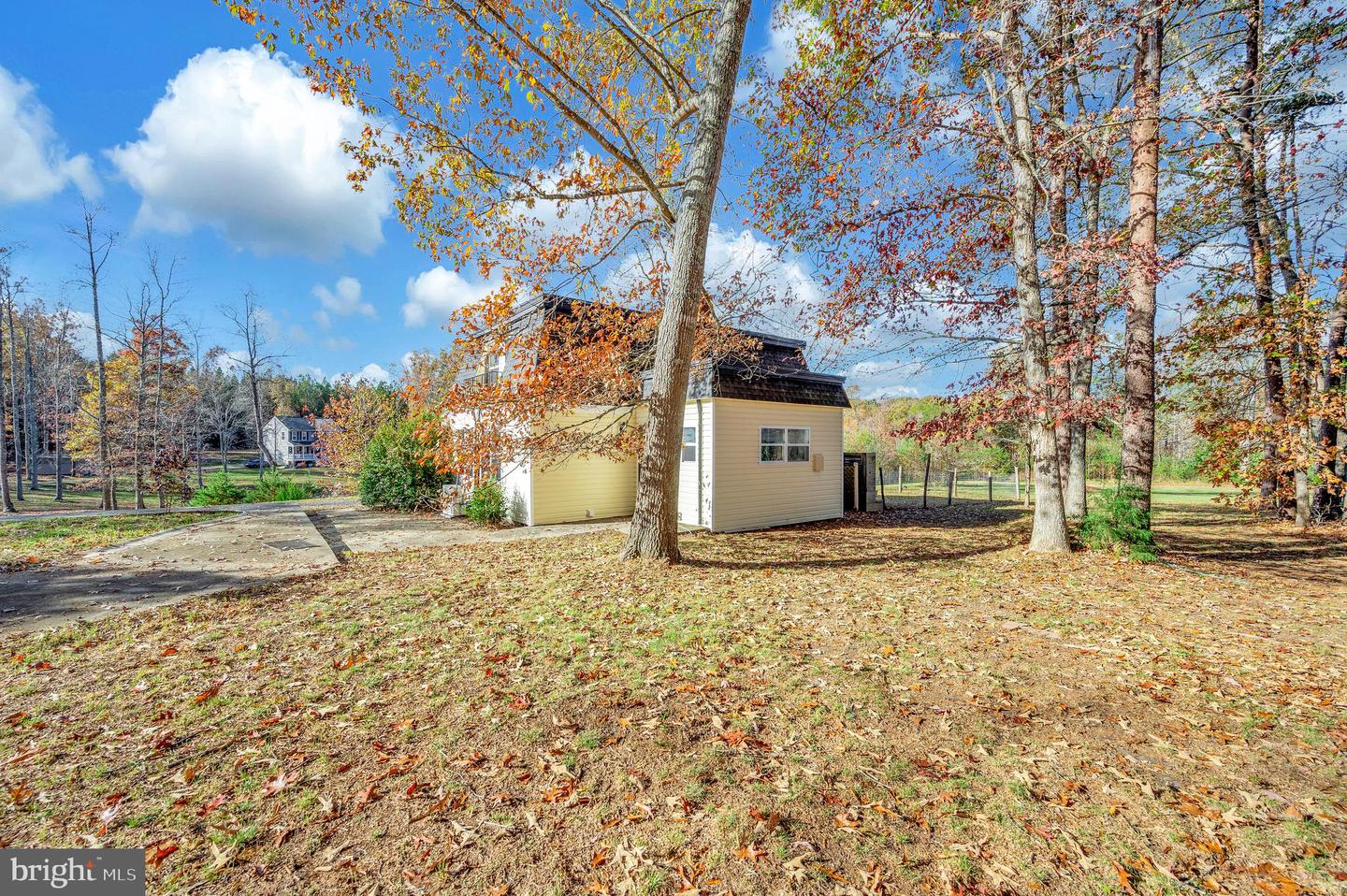 152 BAYS FARM DR, LOUISA, Virginia 23093, 3 Bedrooms Bedrooms, ,2 BathroomsBathrooms,Residential,For sale,152 BAYS FARM DR,VALA2008430 MLS # VALA2008430