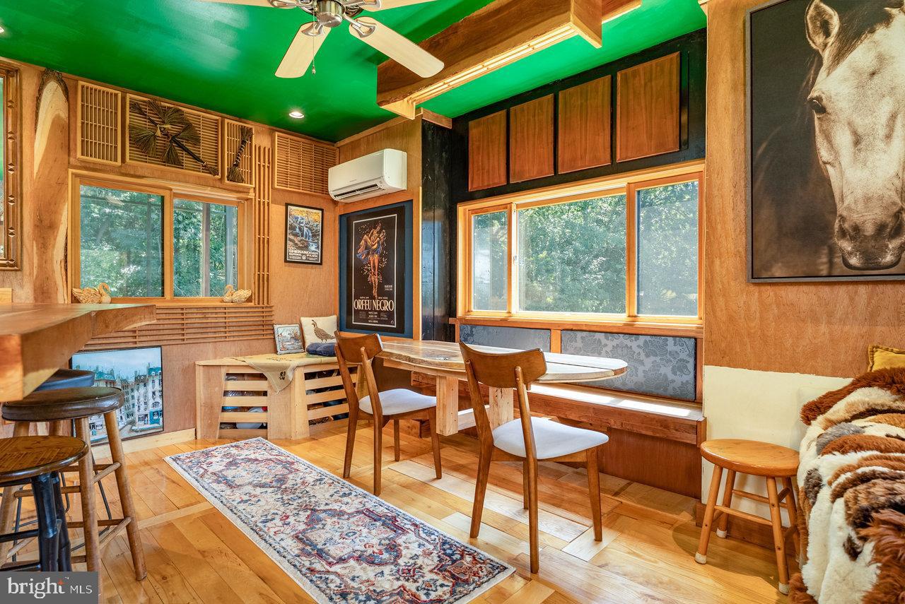606 RIVERSIDE DR, LURAY, Virginia 22835, 1 Bedroom Bedrooms, ,1 BathroomBathrooms,Residential,For sale,606 RIVERSIDE DR,VAPA2005272 MLS # VAPA2005272