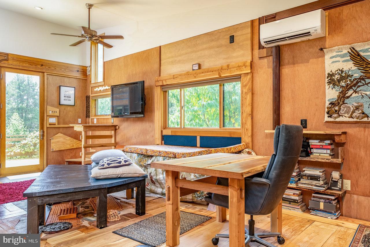 606 RIVERSIDE DR, LURAY, Virginia 22835, 1 Bedroom Bedrooms, ,1 BathroomBathrooms,Residential,For sale,606 RIVERSIDE DR,VAPA2005272 MLS # VAPA2005272