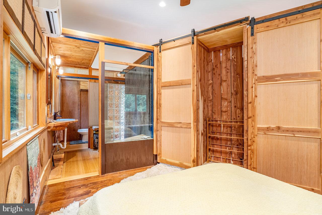 606 RIVERSIDE DR, LURAY, Virginia 22835, 1 Bedroom Bedrooms, ,1 BathroomBathrooms,Residential,For sale,606 RIVERSIDE DR,VAPA2005272 MLS # VAPA2005272