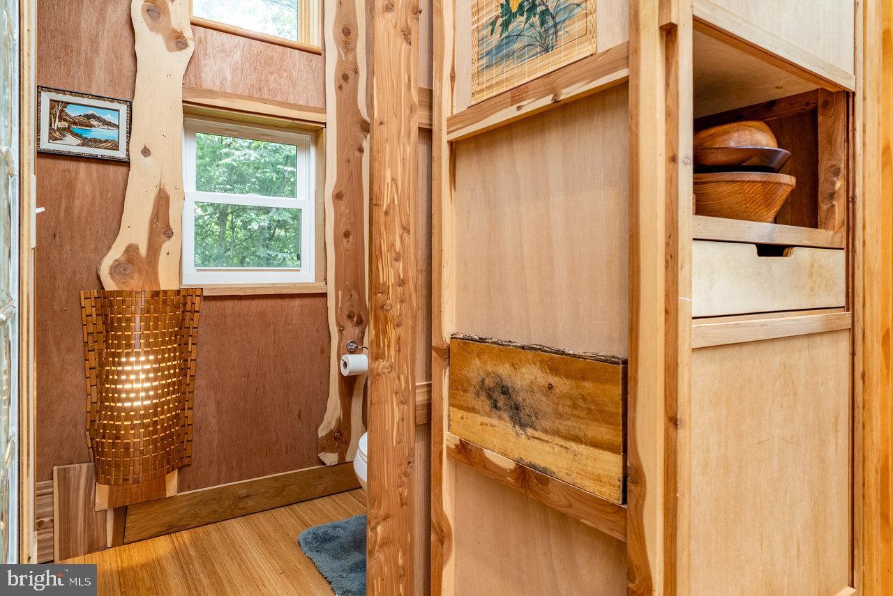 606 RIVERSIDE DR, LURAY, Virginia 22835, 1 Bedroom Bedrooms, ,1 BathroomBathrooms,Residential,For sale,606 RIVERSIDE DR,VAPA2005272 MLS # VAPA2005272