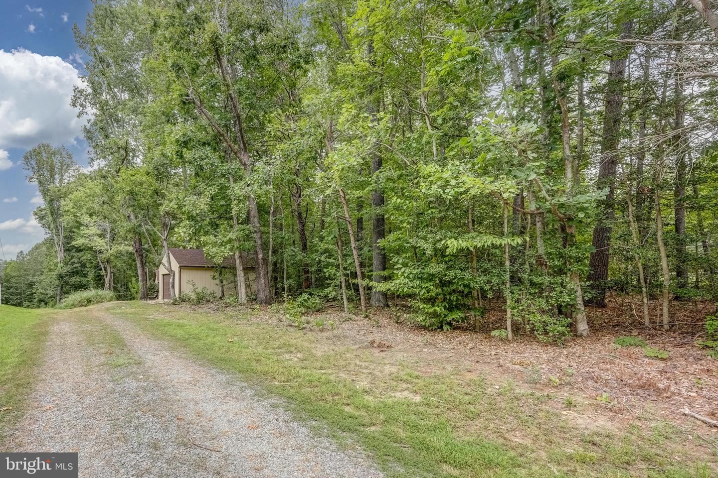 13537 ALVA BROOKS LN, SPOTSYLVANIA, Virginia 22551, 3 Bedrooms Bedrooms, 9 Rooms Rooms,2 BathroomsBathrooms,Residential,For sale,13537 ALVA BROOKS LN,VASP2035492 MLS # VASP2035492