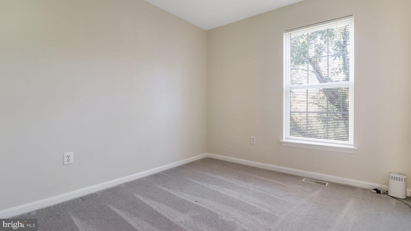 15187 BRAZIL CIR, WOODBRIDGE, Virginia 22193, 4 Bedrooms Bedrooms, ,2 BathroomsBathrooms,Residential,For sale,15187 BRAZIL CIR,VAPW2101646 MLS # VAPW2101646
