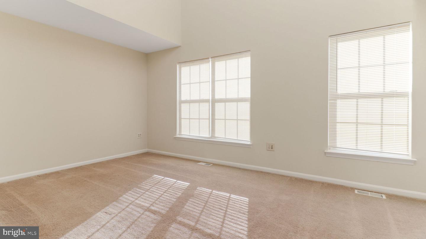 15187 BRAZIL CIR, WOODBRIDGE, Virginia 22193, 4 Bedrooms Bedrooms, ,2 BathroomsBathrooms,Residential,For sale,15187 BRAZIL CIR,VAPW2101646 MLS # VAPW2101646
