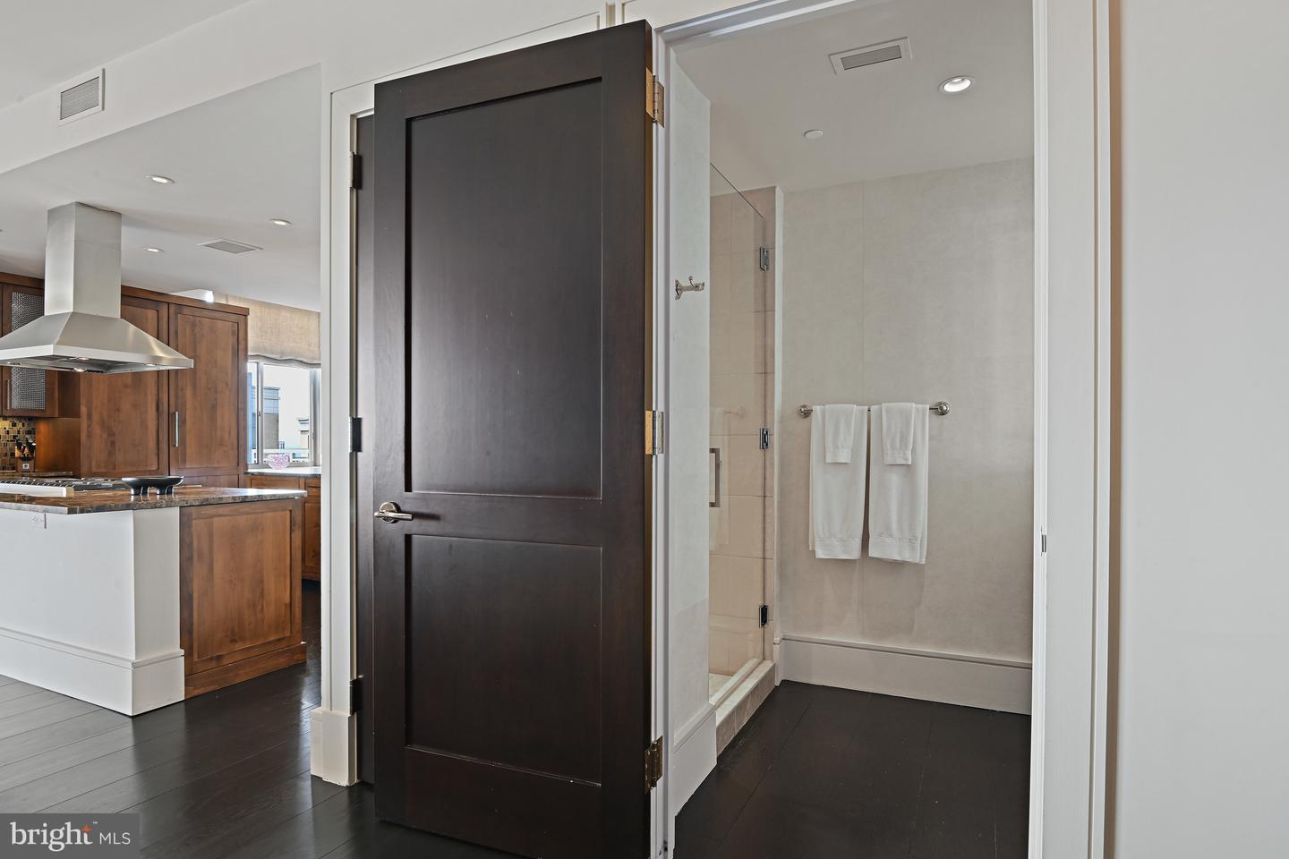 11990 MARKET ST #2101, RESTON, Virginia 20190, 2 Bedrooms Bedrooms, ,2 BathroomsBathrooms,Residential,For sale,11990 MARKET ST #2101,VAFX2261668 MLS # VAFX2261668
