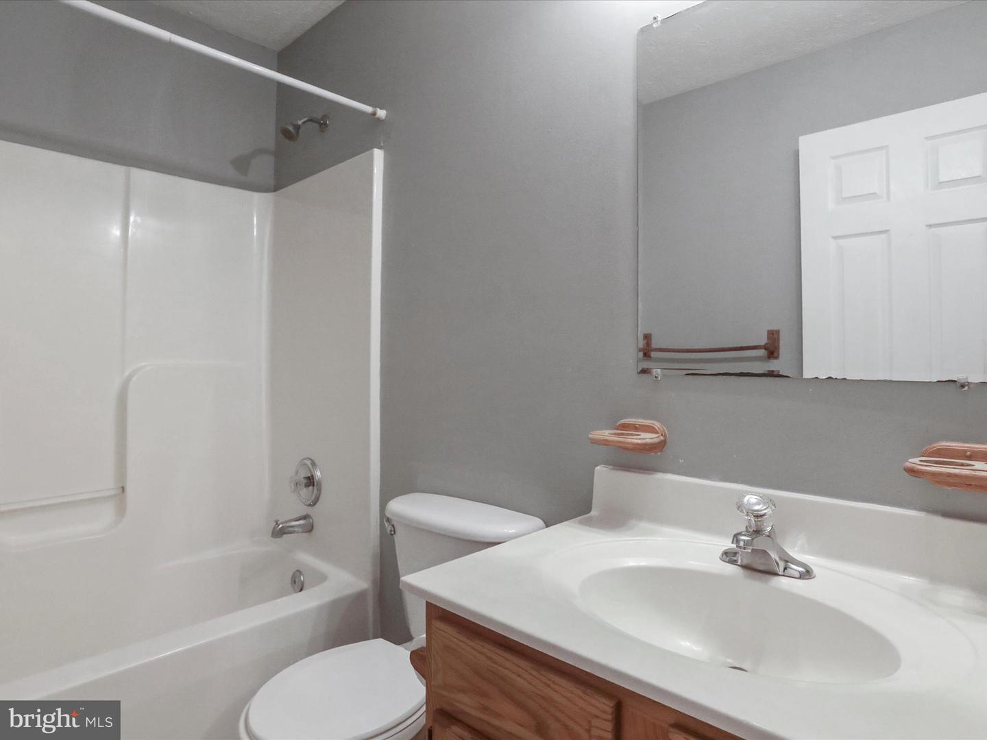 462 CHERRYDALE AVE, FRONT ROYAL, Virginia 22630, 2 Bedrooms Bedrooms, 8 Rooms Rooms,2 BathroomsBathrooms,Residential,For sale,462 CHERRYDALE AVE,VAWR2011984 MLS # VAWR2011984