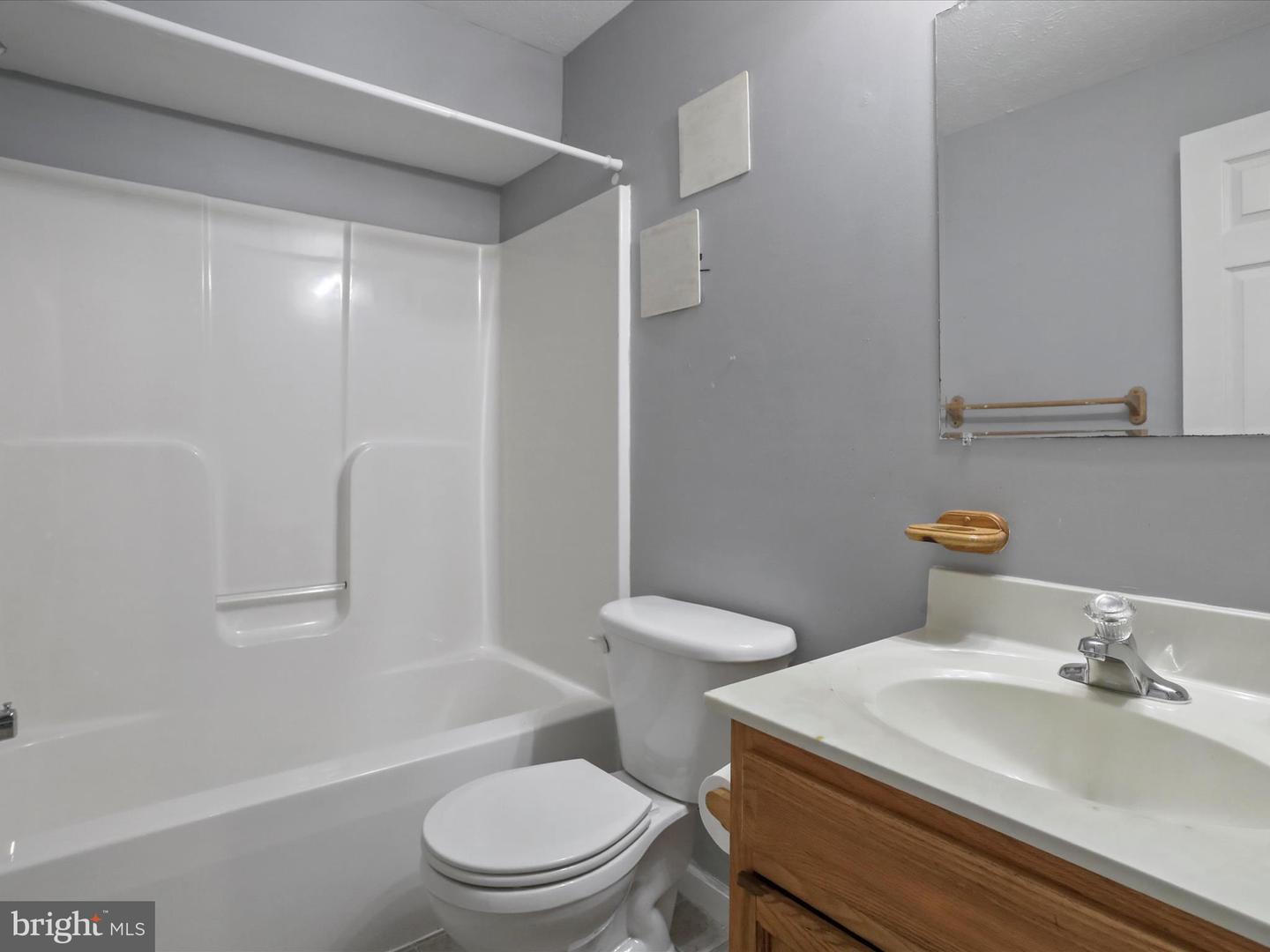 462 CHERRYDALE AVE, FRONT ROYAL, Virginia 22630, 2 Bedrooms Bedrooms, 8 Rooms Rooms,2 BathroomsBathrooms,Residential,For sale,462 CHERRYDALE AVE,VAWR2011984 MLS # VAWR2011984