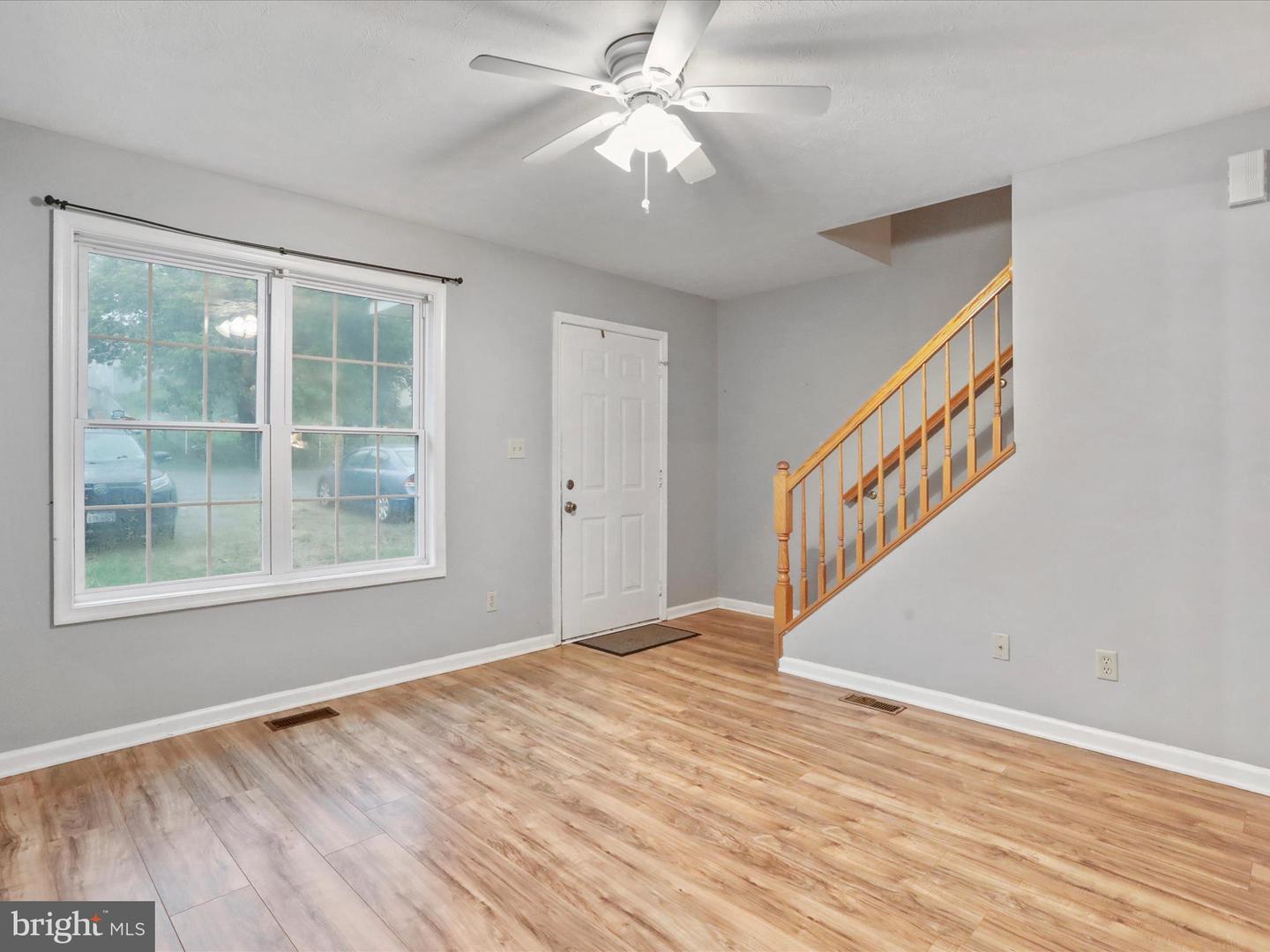 462 CHERRYDALE AVE, FRONT ROYAL, Virginia 22630, 2 Bedrooms Bedrooms, 8 Rooms Rooms,2 BathroomsBathrooms,Residential,For sale,462 CHERRYDALE AVE,VAWR2011984 MLS # VAWR2011984
