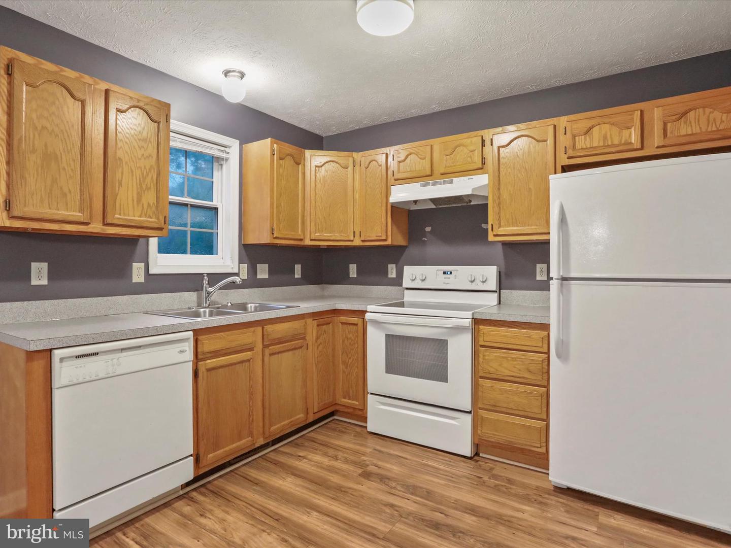 462 CHERRYDALE AVE, FRONT ROYAL, Virginia 22630, 2 Bedrooms Bedrooms, 8 Rooms Rooms,2 BathroomsBathrooms,Residential,For sale,462 CHERRYDALE AVE,VAWR2011984 MLS # VAWR2011984